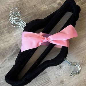Velvet Hangers Bundle (qty 20)